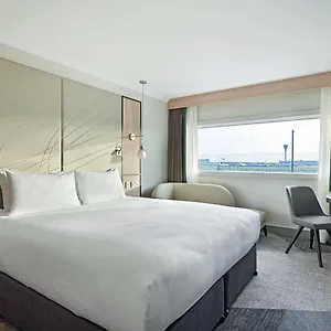 Hyatt Place London Heathrow Airport 4* Hillingdon